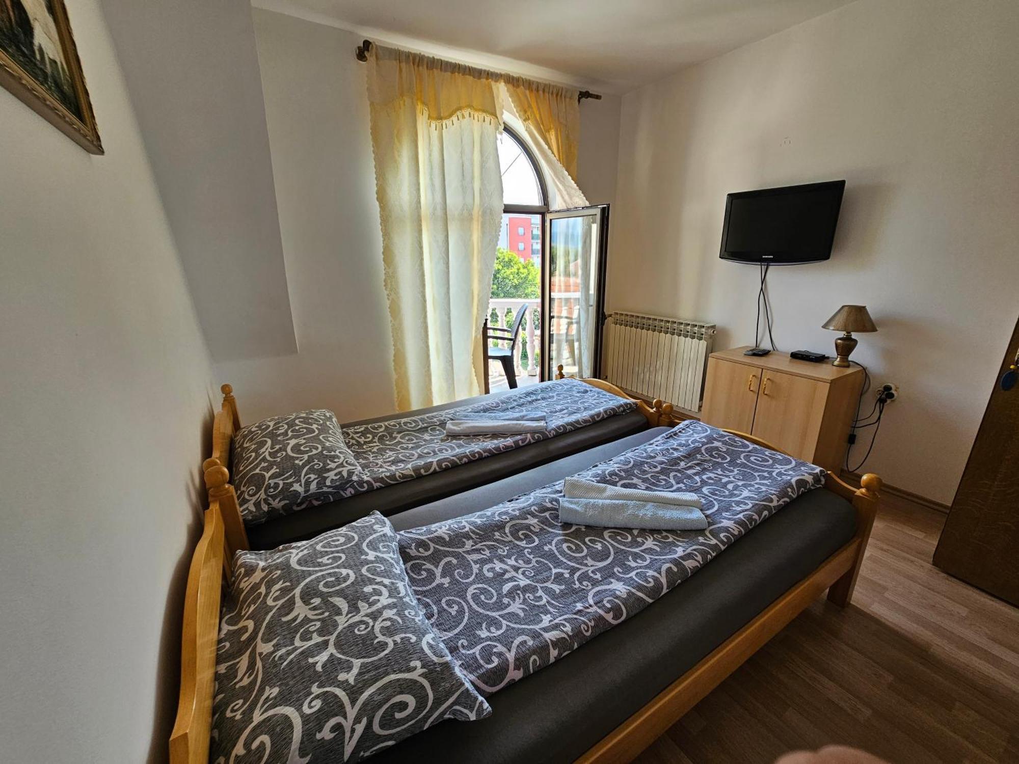Aleks Sobe Hotel Banja Koviljaca Exterior photo
